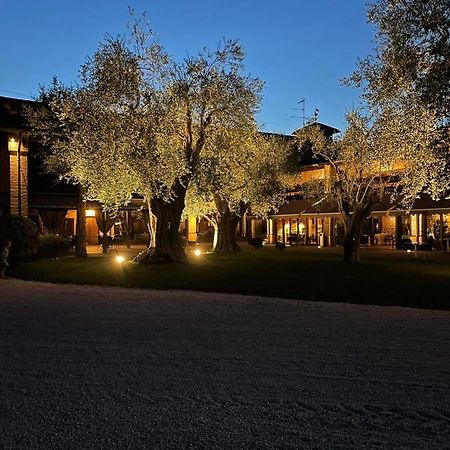 Agriturismo Ripa Del Bosco Capriolo 외부 사진