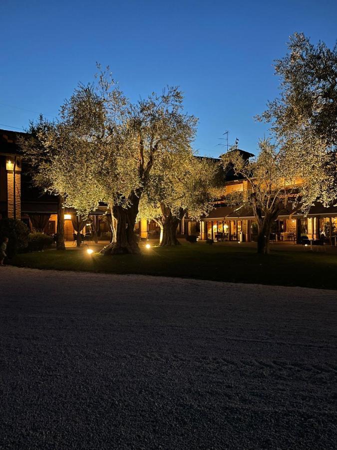 Agriturismo Ripa Del Bosco Capriolo 외부 사진